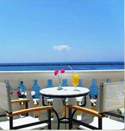 Avra Hotel Tínos Exteriér fotografie