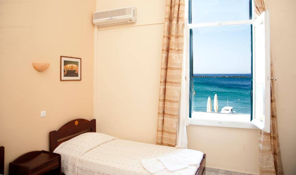 Avra Hotel Tínos Pokoj fotografie